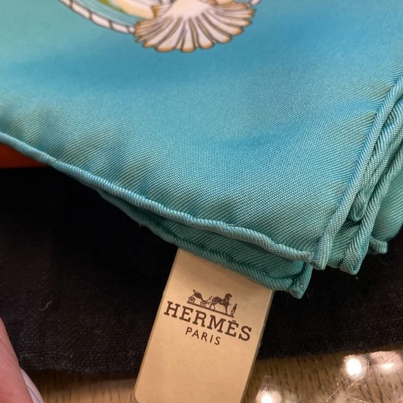Celadon Hermes Scarf - Picture 2 of 8
